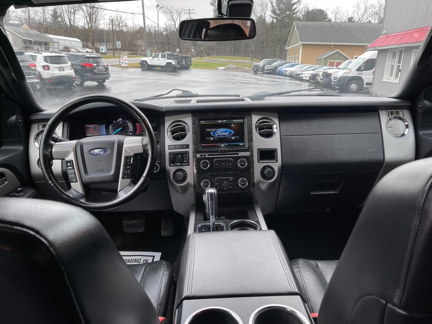 2015 Gray /Black Ford Expedition Limited 4WD (1FMJU2AT6FE) with an 3.5L V6 DOHC 24V TWIN TURBO engine, 6-Speed Automatic transmission, located at 547 E. Main St., Orwell, OH, 44076, (440) 437-5893, 41.535435, -80.847855 - Photo#43